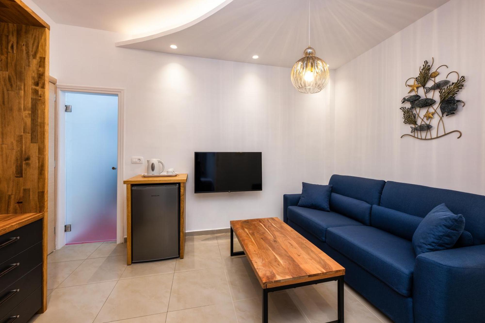 Alizea Villas & Suites Fira  Pokój zdjęcie